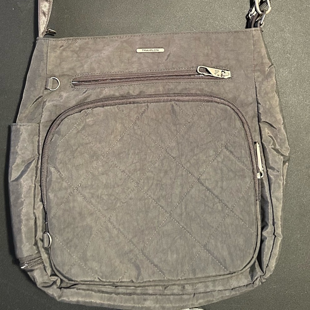 Travelon purse